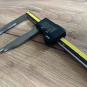 Șubler digital SwissMet cu Fălci Lungi (Long Jaw) IP67